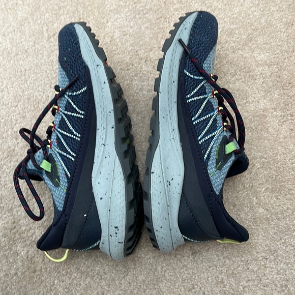 Merrell Shoes - Picture 4 of 13